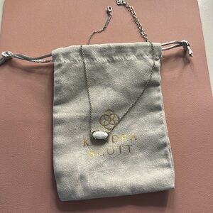 Kendra Scott Elisa Necklace (Silver)